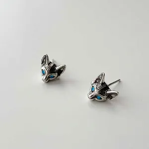 Orecchini a perno gatto vintage in argento con occhi di pietra blu, stile punk unisex