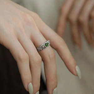 Vintage Hetian jade gourd ring with hollow auspicious cloud silver engraving
