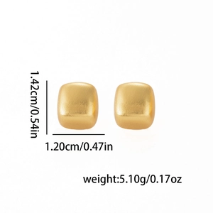 Boucles d'oreilles carrées dorées brossées avec mesures de taille pour femmes