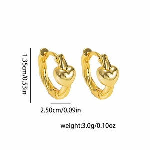 Golden heart twisted hoop earrings with 1.35cm dimensions and lightweight 3g design