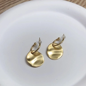Orecchini A Disco Tondo Irregolare Texture Raggrinzita Rame Minimalista Moda Elegante Gioielli Di Nicchia Per Donne
