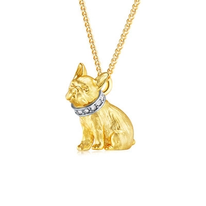 Vue détaillée d'un pendentif bouledogue français en or mat avec collier de diamants