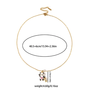 Collana con ciondolo a panda e gemma cuore rosa, dettagli dimensioni e peso inclusi