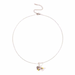 Elegante collana in argento con ciondolo ape in zircone e charm a cuore inciso