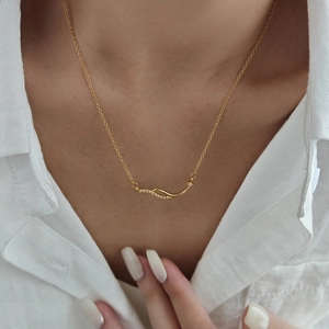 Collier Pendentif Courbe Ondulée Acier Titane Cuivre Plaqué Or Micro Pavé Zircon Étoile Chaîne Clavicule Pour Femmes Mode