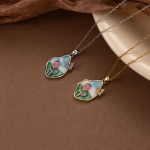 French style drip enamel flower necklace with irregular pendant and butterfly detail