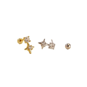 Set minimalistischer Gold- und Silber-Ohrstecker mit vierzackigen Sternen und Zirkonia-Steinen