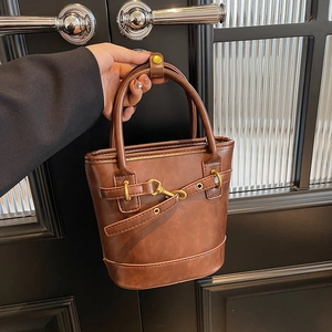 Sac Seau Rétro Cuir PU Femmes Porté Main Bandoulière Épaule Vintage Boucle Métal Couture Mode Décontracté