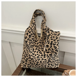 Ensemble de Sacs Cabas en Velours Côtelé Léopard pour Femmes Sac à Bandoulière Grande Capacité Avec Pochette Rétro