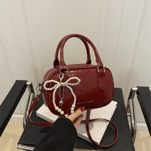 Women Retro PU Leather Shoulder Bag Solid Color Boston Handbag With Artificial Pearl Bow Heart Charm Adjustable Strap Versatile Daily Fashion Bag