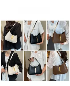 Collage di borse a sella chic in bianco, nero e marrone con dettagli in oro fine