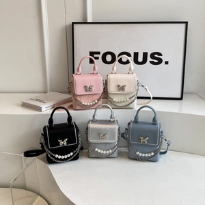 Sac Carré Petit en Similicuir PU à la Mode Avec Boucle Papillon Design de Niche Sac Bandoulière Femme Chaîne de Künstliche Perles