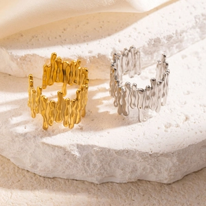 Anello Asimmetrico In Metallo Liquido Acciaio Al Titanio Regolabile Texture Lava Estetica Minimalista Gioielli Da Donna