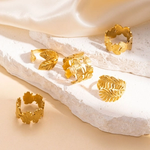 Anello Aperto in Acciaio Inossidabile Vintage Regolabile Motivo Foglia Farfalla Ginkgo Gioielli di Moda Minimalisti per Donna Regalo Elegante