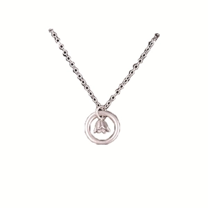 Eleganter silberner Orchideen-Anhänger Halskette mit minimalistischem Ring-Design