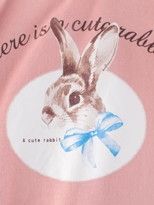 T-shirt rosa a maniche lunghe da bambina con stampa grafica di un simpatico coniglio