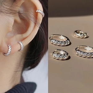 Twisted Geometric Hoop Earrings Rhinestone Wave Texture Copper Fashion Jewelry For Women Elegant Minimalist Small Huggies
