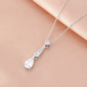 Elegante Kupfer Zirkonia Wassertropfen Anhänger Halskette Minimalistische Schlüsselbeinkette Für Damen Mode Schmuck Geschenk