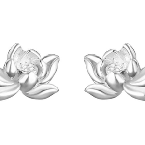 Elegante Lotusblüten-Ohrstecker in Silberoptik mit minimalistischem Vintage-Design