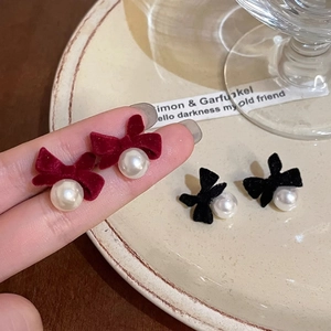 French Retro Velvet Bow Artificial Pearl Drop Earrings Copper Jewelry Sweet Elegant Versatile Accessory For Women Fashion