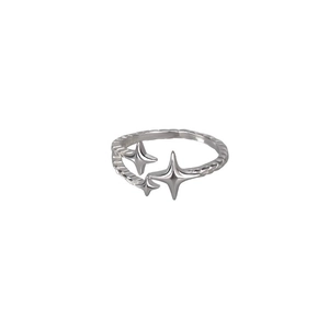Minimalist S925 sterling silver open ring with three sparkling star motifs and twisted band