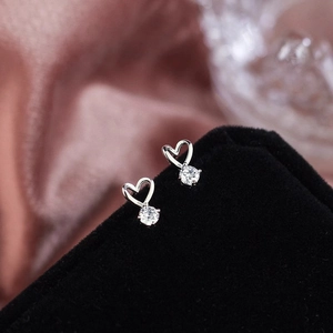 Boucles D'oreilles Cœur Évidé Cuivre Argenté Zircon Rond Style Coréen Élégant Bijoux Doux Pour Femmes