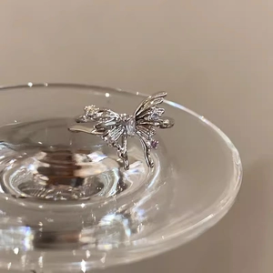 Irregular 3D butterfly open ring with sparkling pavé zircons in a silver finish