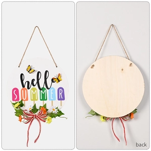 Vue détaillée avant et arrière d'une plaque de porte Hello Summer en bois avec nœud