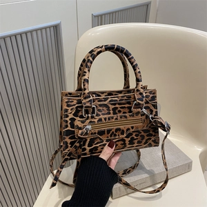 Fashion Leopard Print Handbag Synthetic Leather Crossbody Bag With Detachable Strap Front Zip Pocket Square Shoulder Bag