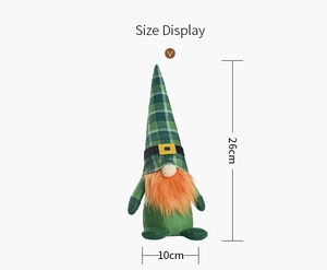 Dettaglio dimensioni di uno gnomo di San Patrizio alto 26 cm con larghezza 10 cm