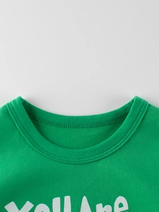 T-shirt manches longues vert en coton pour fille avec imprimé You Are et col rond
