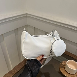 Sac hobo blanc en nylon minimaliste avec mini porte-monnaie amovible pour femmes