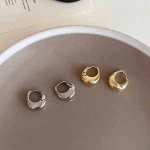 Lot de créoles minimalistes en forme de goutte en finitions or et argent polis