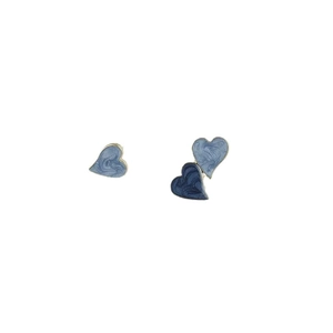 Asymmetric blue heart stud earrings with marble texture enamel and gold metal edges