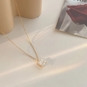Elegant S925 silver gold-plated heart necklace with zircon pendant and small star accent
