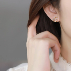 Wreath Shape Ear Clips Copper Synthetic Opal Zircon Earrings Non Pierced Sweet Star Elegant Jewelry For Women