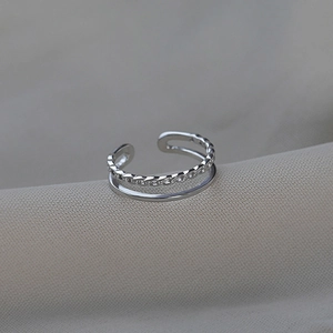 Minimalist double-layer silver open ring featuring a unique woven chain link design