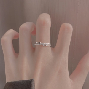 Bague Ajustable Croisée Feuille Olivier Cuivre Avec Zircon Bijou Élégant Minimaliste Pour Femme