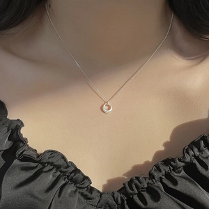 Élégant Collier Pendentif Cercle en Argent Sterling 925 Chaîne de Clavicule Minimaliste Polie pour Femmes et Filles