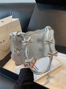 Women's Metallic PU Leather Underarm Shoulder Bag With Scalloped Edge Bow Strap Decoration And Heart Charm Y2K Fashion Bag