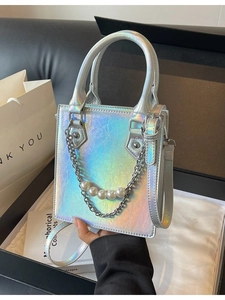 Sac Bandoulière Femme en Cuir PU Avec Chaîne de Künstliche Perles Sac à Main Carré Texture Métallique Plissée Sac à Épaule Pour Quotidien Fête