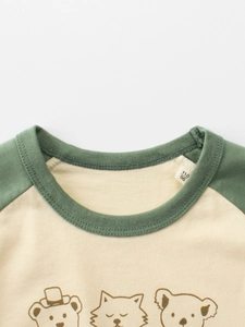 Kids short sleeve t-shirt with cartoon bear prints and green contrast crew neck