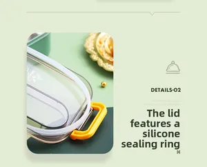 Detail of lunch box lid featuring a leak-proof silicone sealing ring and secure yellow buckle