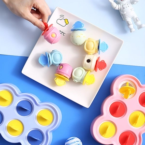 Stampi per ghiaccioli in silicone a forma di nuvola astronauta per gelati bambini