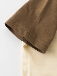 Kids' contrast color short sleeve T-shirt in cream and brown with double-stitch detail