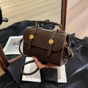 Vintage PU Leather Crossbody Bag For Women Retro Square Handbag Top Grip Detachable Strap Messenger Satchel Daily Style