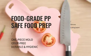 Tagliere rosa portatile con pomodoro e coltello per picnic e viaggi