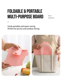 Vista dettagliata del tagliere pieghevole in silicone rosa con design portatile a più stadi