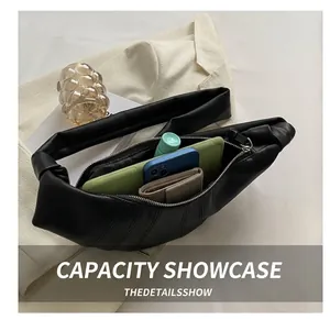 Schwarze gesteppte Crossbody-Tasche mit Platz für Handy Geldbörse und Kosmetik