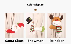 Détail des embrasses de rideaux de Noël avec Père Noël, bonhomme de neige et renne